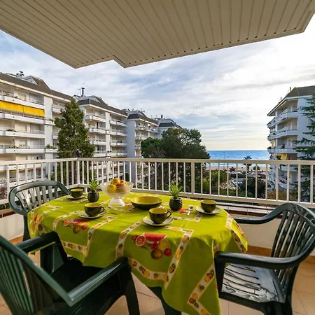 Lux View يوريت دي مار